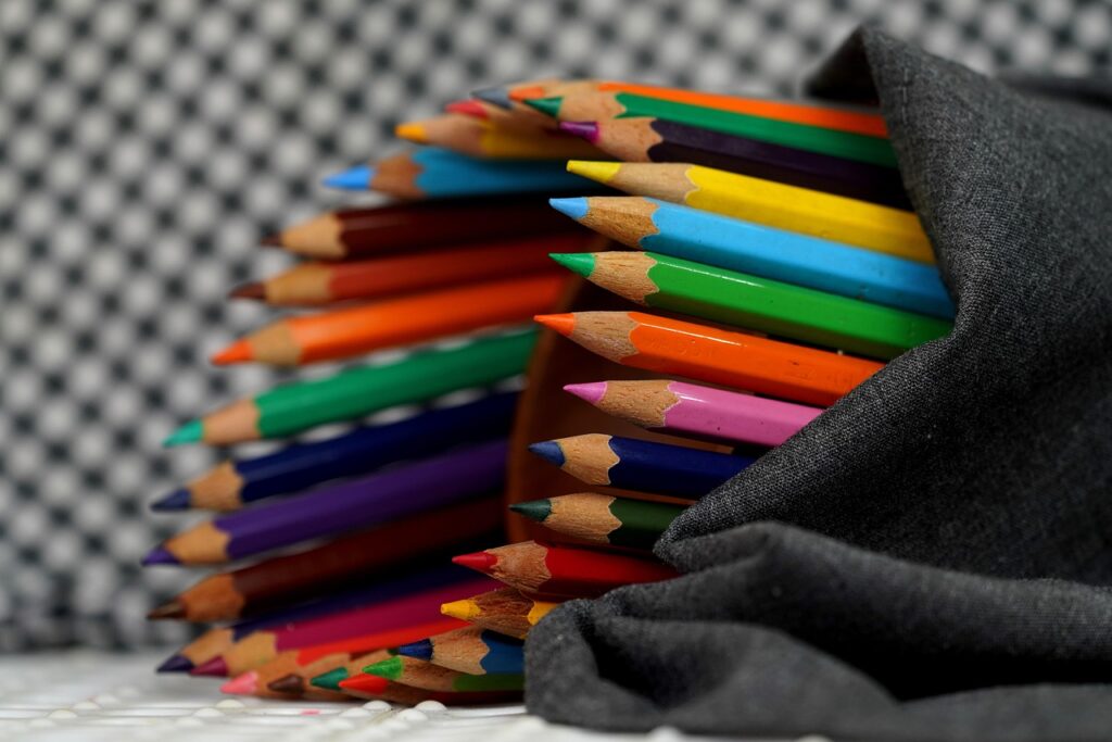 colored pencils, pencils, colorful, artwork, stationary supplies